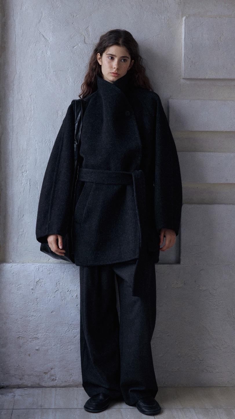 HELLO SEPTEMBER 낙타 벨벳 느낌 하프 핸드메이드 코트