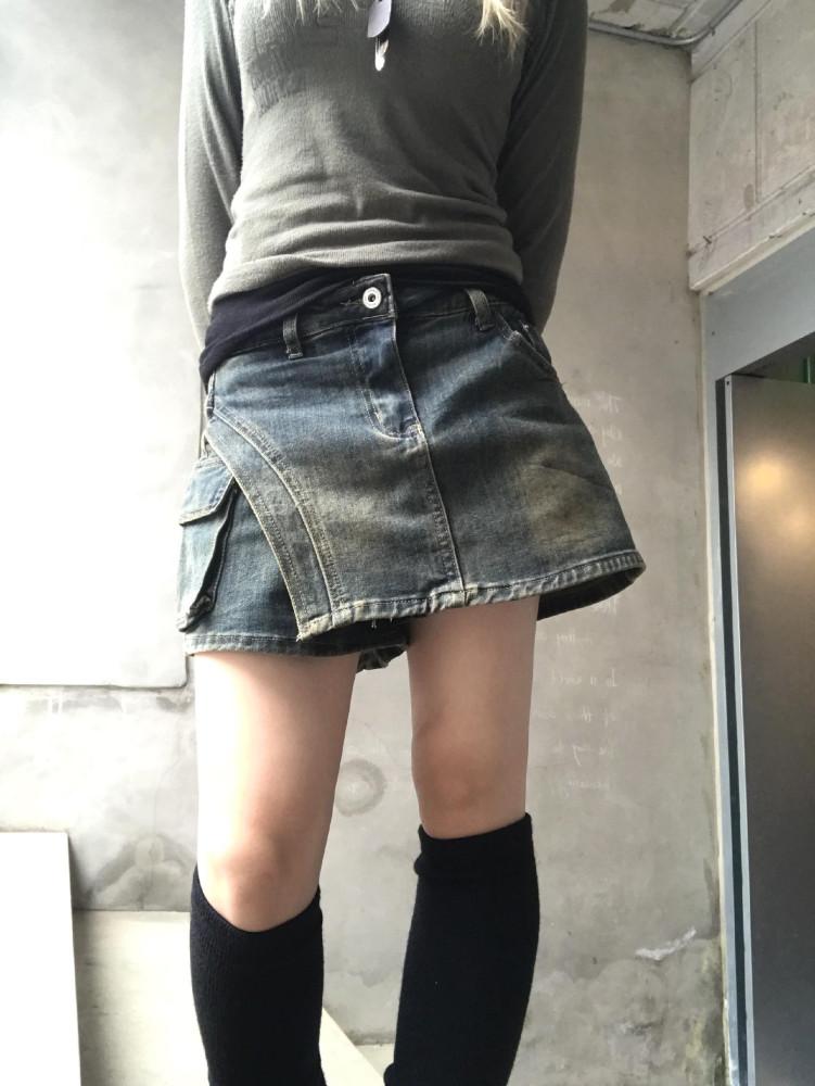 [히니츠키] 빈티지 레이어드 언발 카고 데님 치마바지