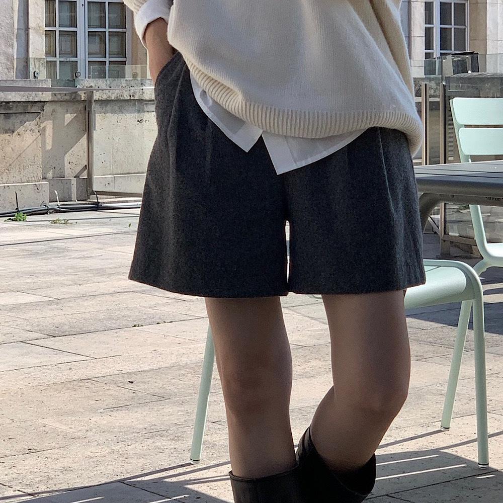 베르가못 울 하프 팬츠 알파카 핀턱 3부 여자 가을 겨울 반바지 (3col)