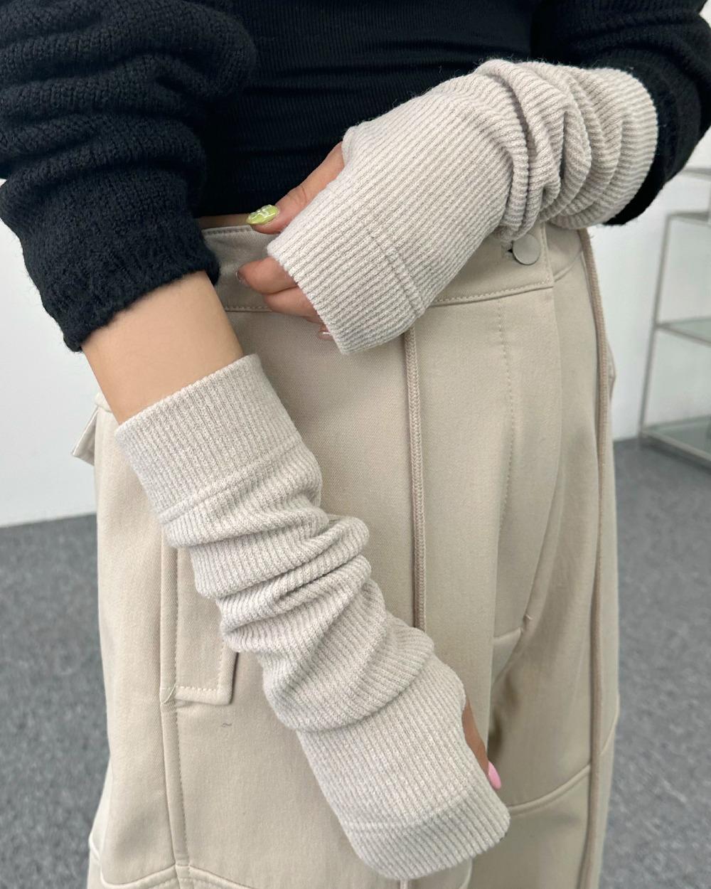 플럼 롱 니트 핸드워머