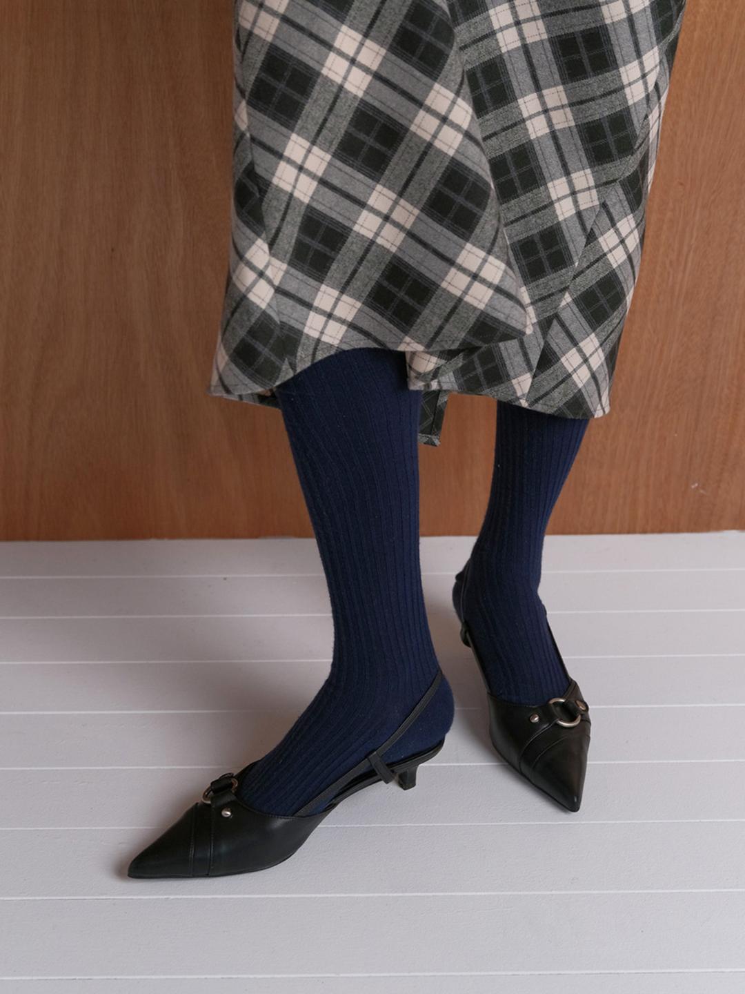 Edie Buckle Slingbacks in Noir WA5AE002-FH