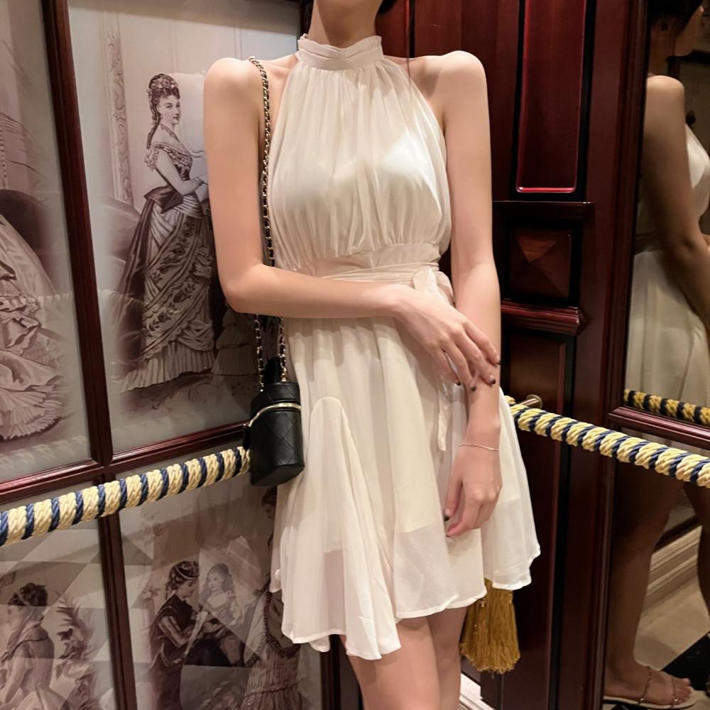 웨이 홀터넥 쉬폰 캉캉 플리츠 리본 원피스 (2color)