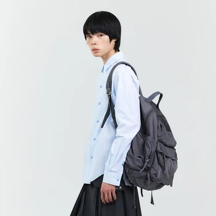 TRANSFORMABLE UTILITY POCKET BACKPACK (MEDIUM) GREY