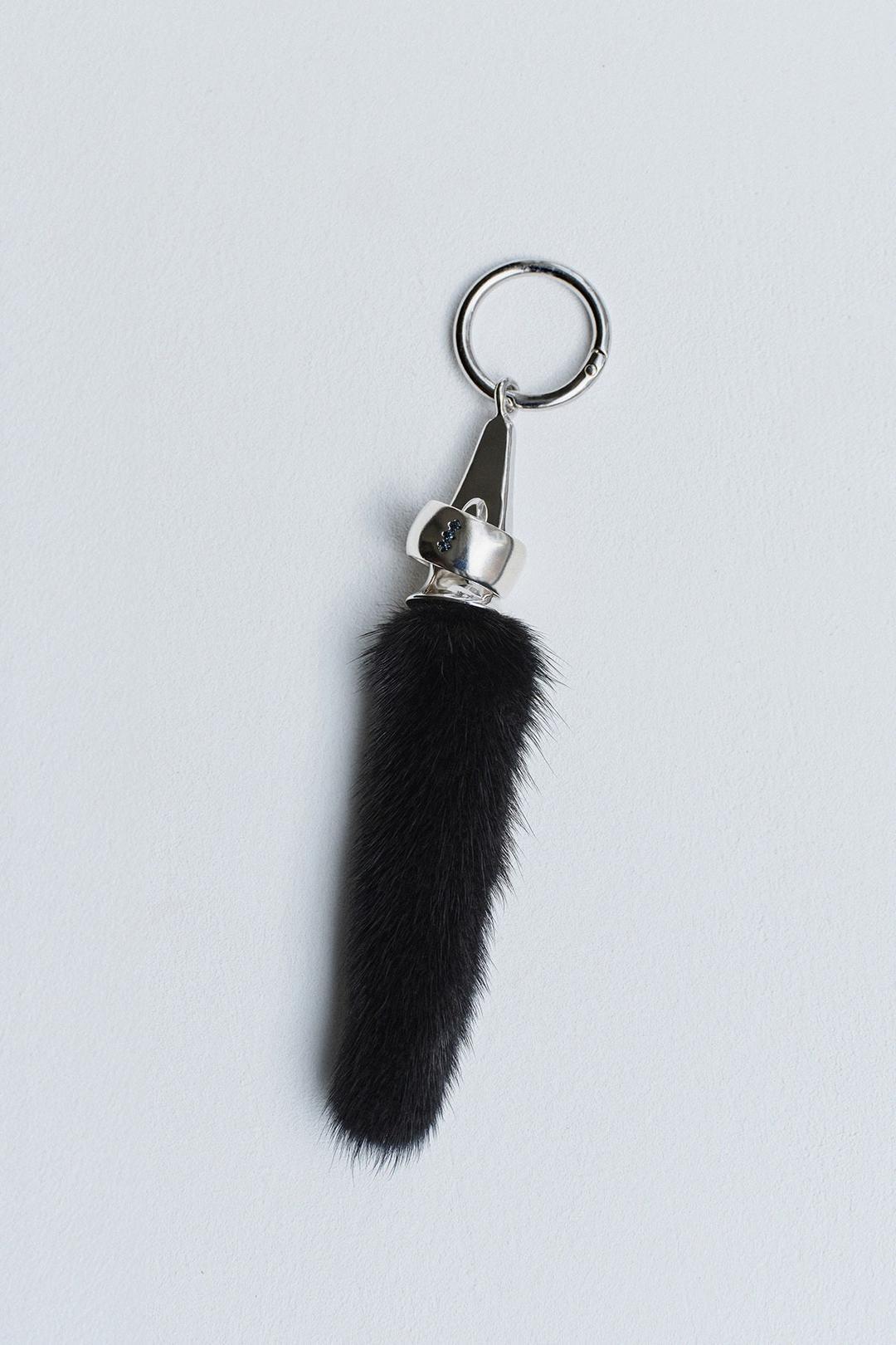 OVAL RINGHOLDER KEYRING NECKLACE (BLACK)