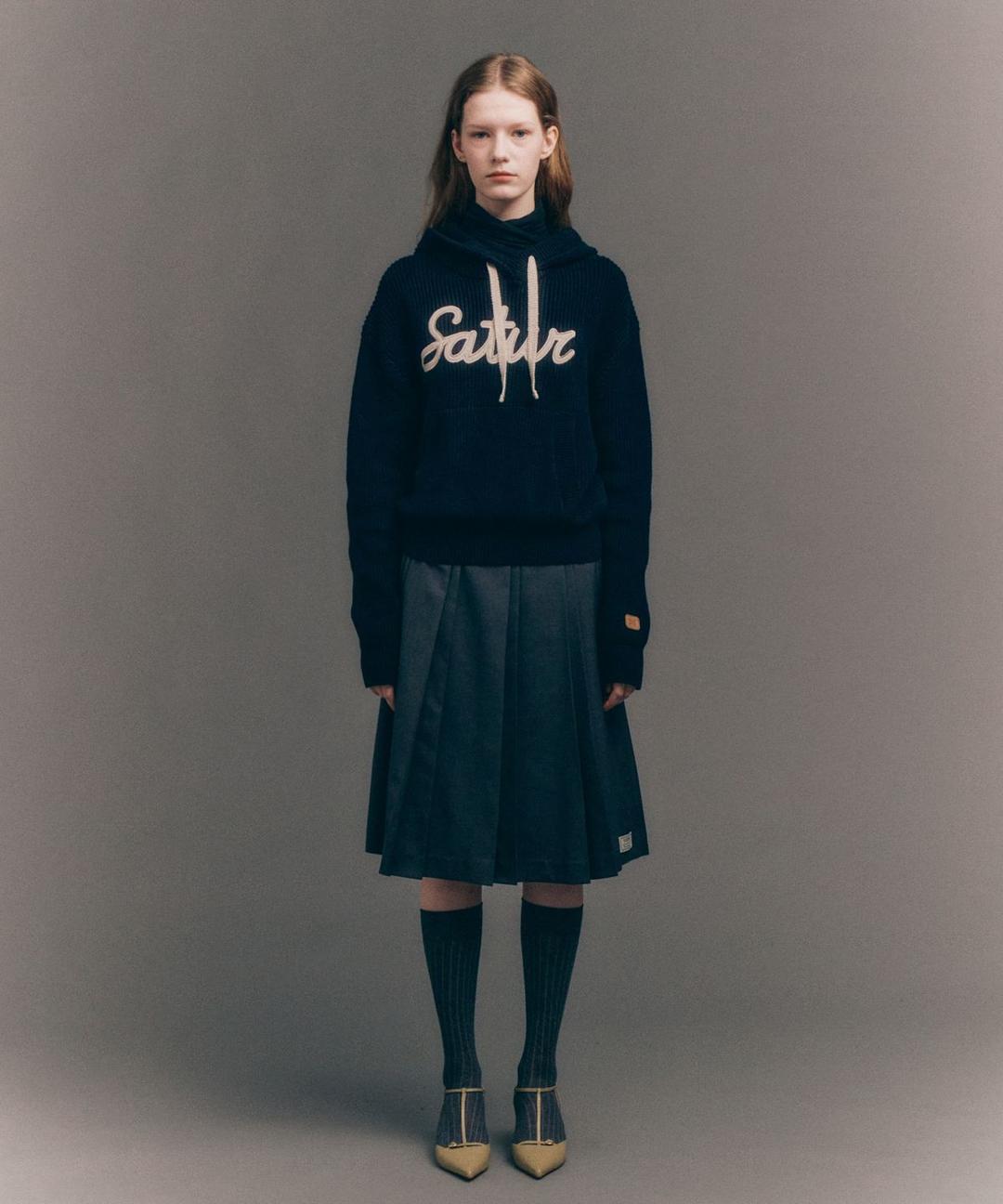 세터 아플리케 로고 캐시미어 블렌드 후드 니트 - 클래식 블랙