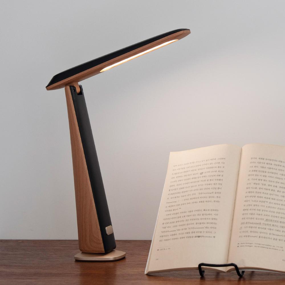 울티 플로우 포터블 LED 무선 스탠드 책상 공부 독서등