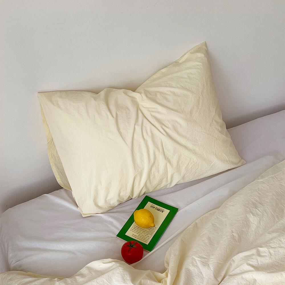 Lemon Cream pillow cover