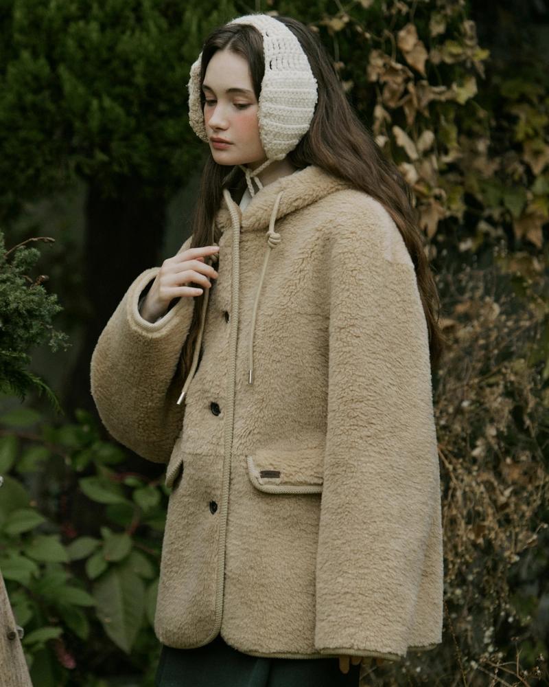 ADAUL - [1/9 예약배송] Rope strap fluffy fur suede mustang coat - latte