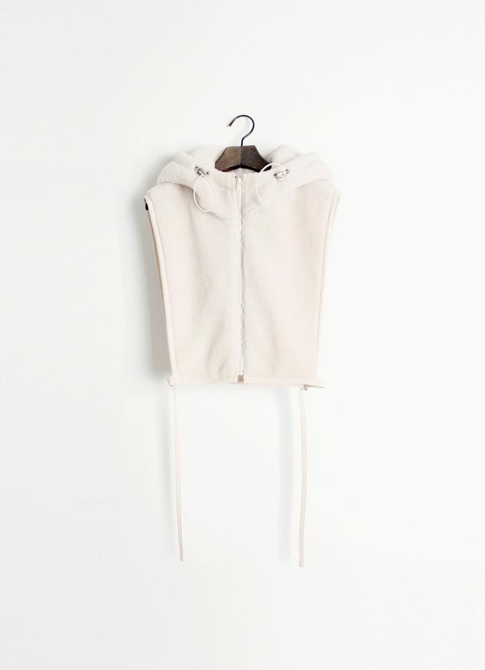 SHEARING HOODY VEST / IVORY [RESTOCKED]