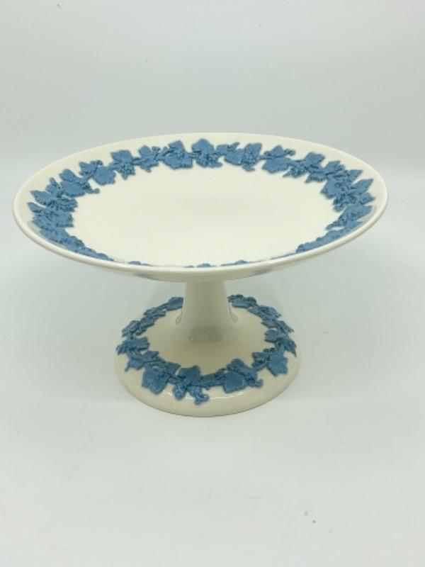 웨지우드 라벤더 안 아이보리 퀸즈웨어 캄포트 Wedgwood Lavender on Ivory Queensware Compote circa 1964