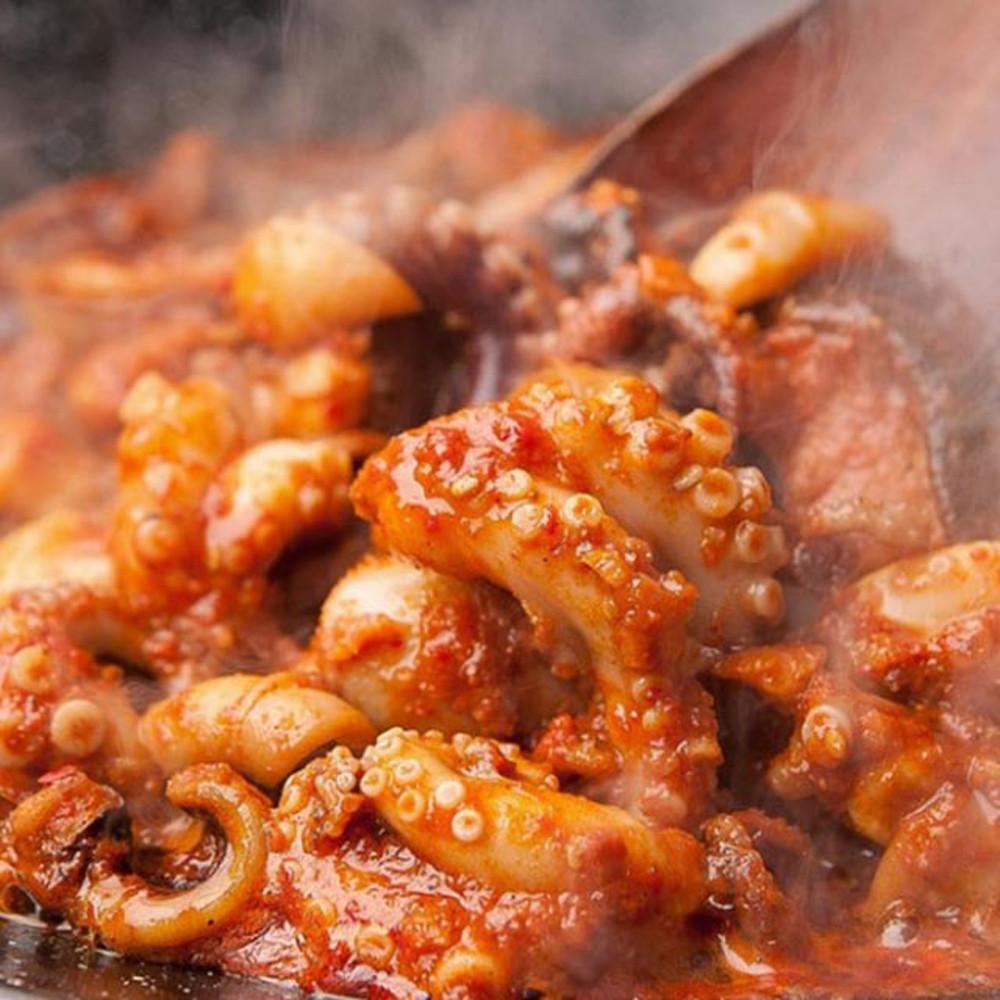 [20년 전통 쭈꾸미볶음] 명륜동 쭈꾸미 100% 수제양념