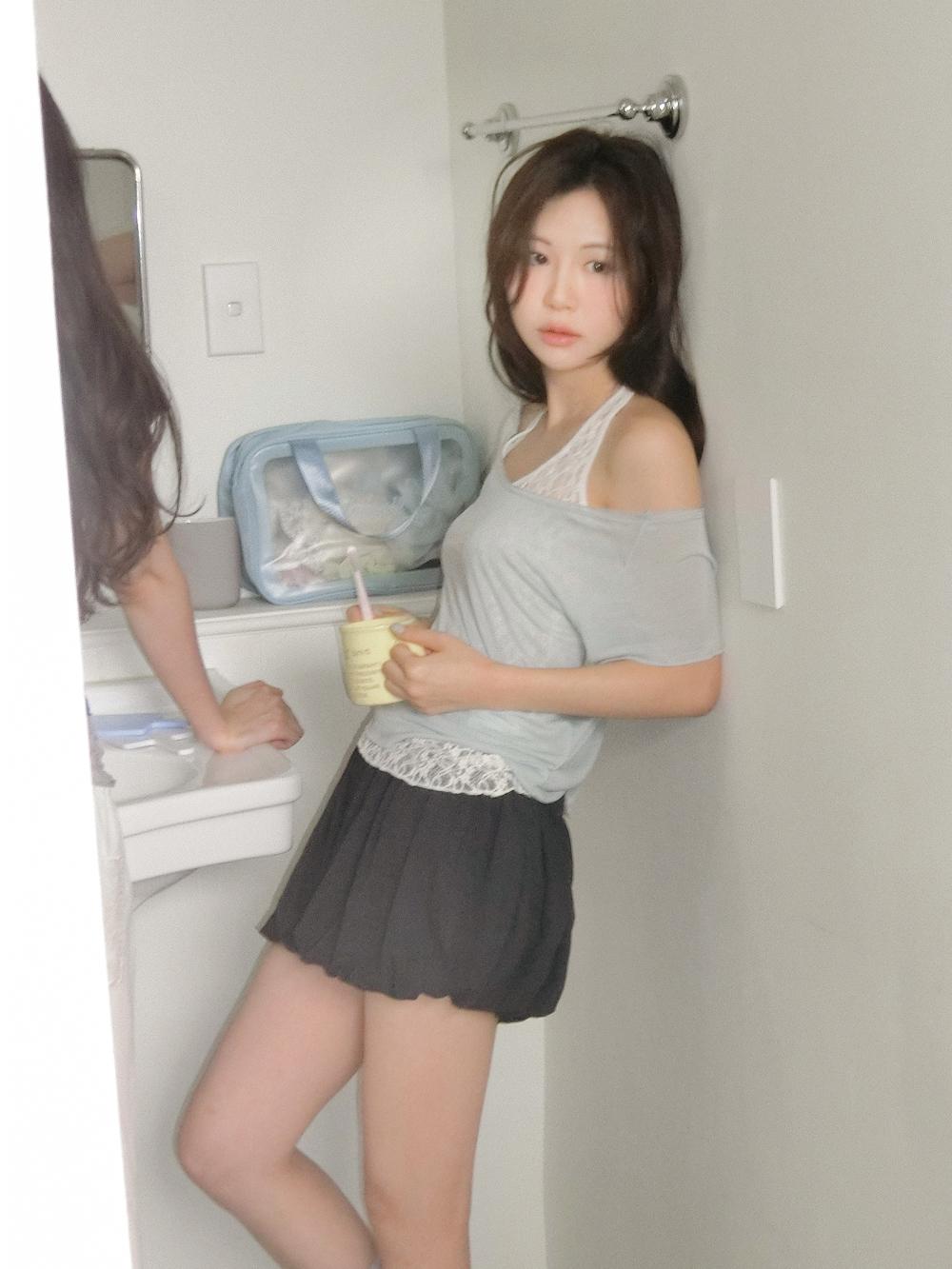 르보네어 [당일출고/여리여리] made* 미뉴엣 자수 레이어드 T (4color)