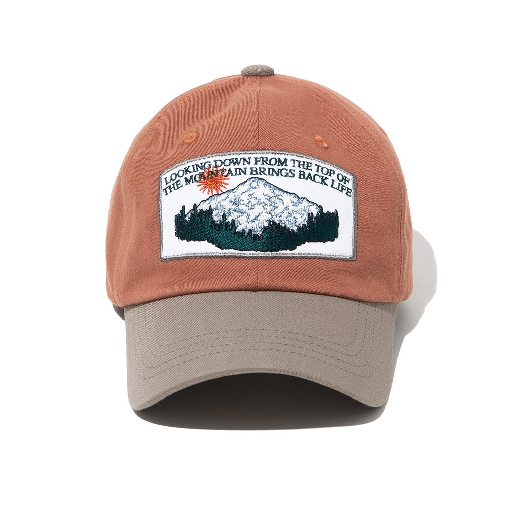 마운틴 패치 볼 캡 [브릭]