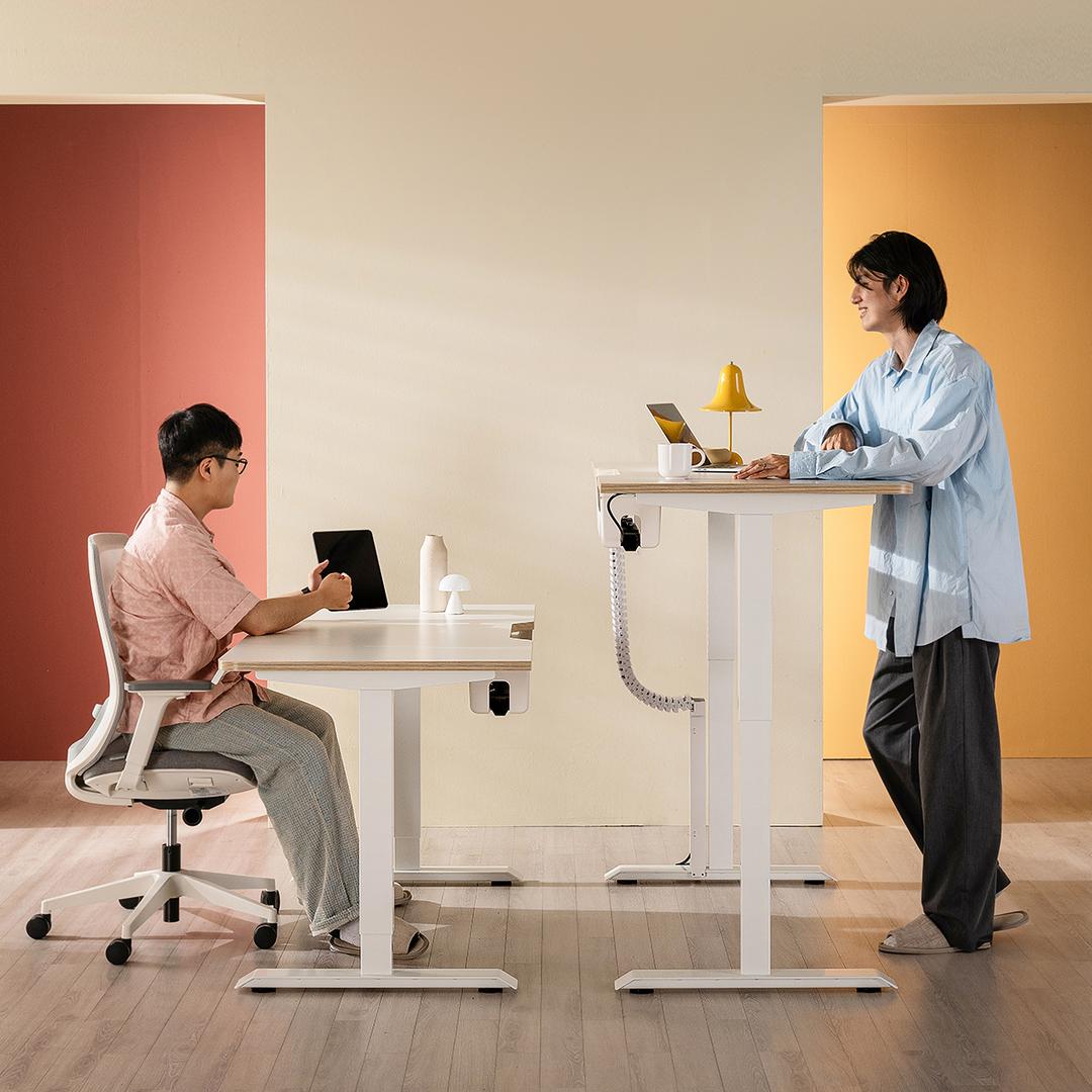 리바트 뉴 듀얼모터 높이조절책상 모션데스크