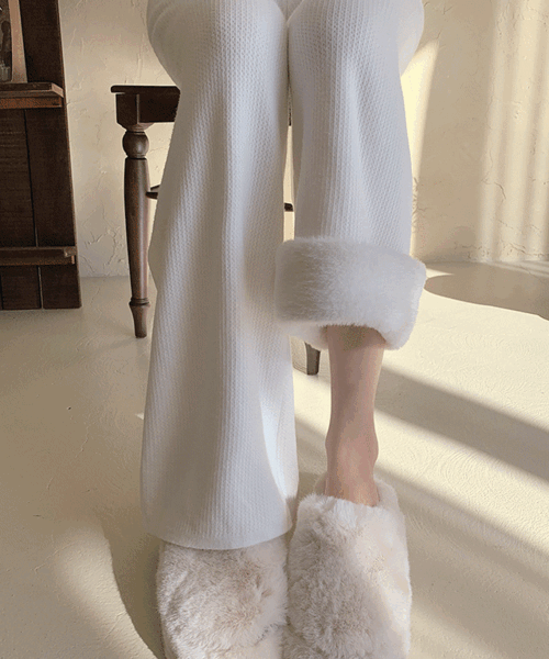 포근하고 따뜻해 밍크 니트 기모 바지