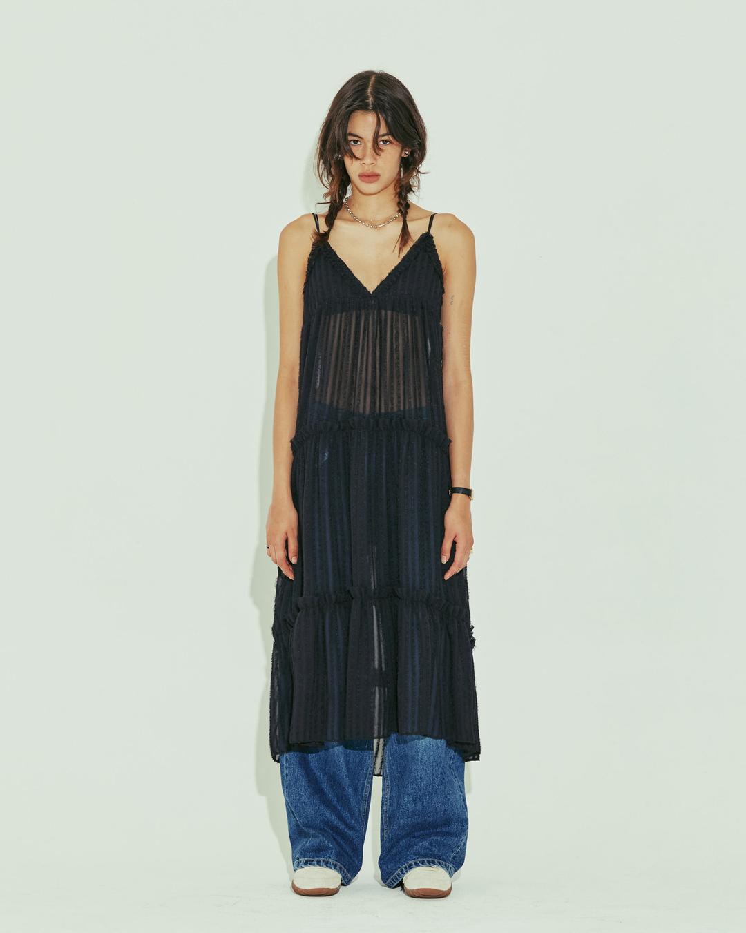 CHIFFON SLEEVELESS DRESS / BLACK