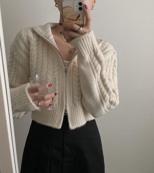 [도톰한두께감!/겨울까지~] 플립 꽈배기 니트 집업 가디건(3color)