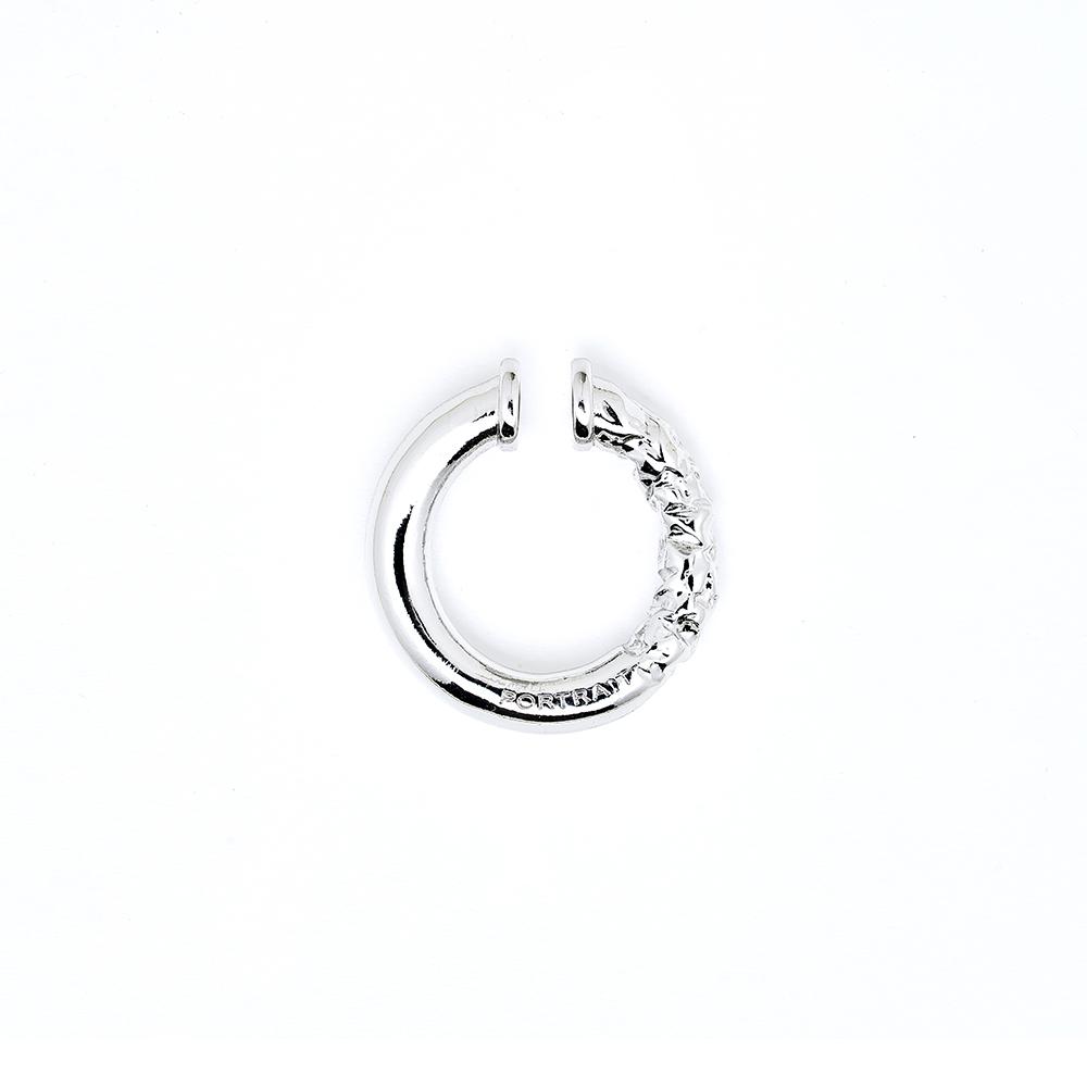 Crack "REPORT" single ear cuff SILVER - PORTRAIT REPORT