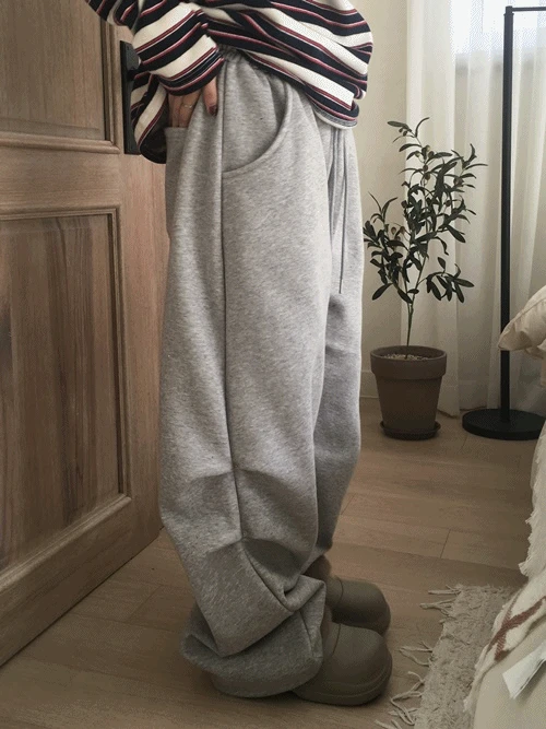 [기모] 리벳 셔링 트레이닝팬츠 (3color)