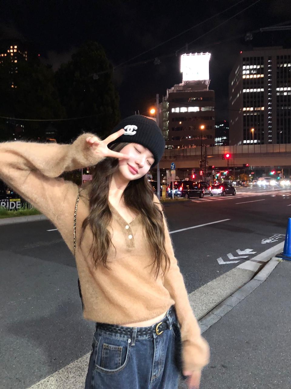 인오어아더 vegetable 베지터블 버튼 모헤어 울 카라 시스루 여리핏 긴팔 니트