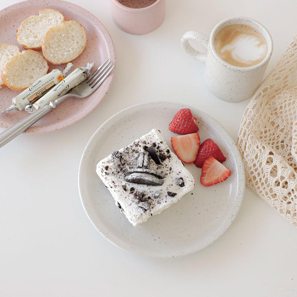 쿠앤크 디저트 홈카페 도트 레트로 접시 브런치 플레이트 테이블웨어