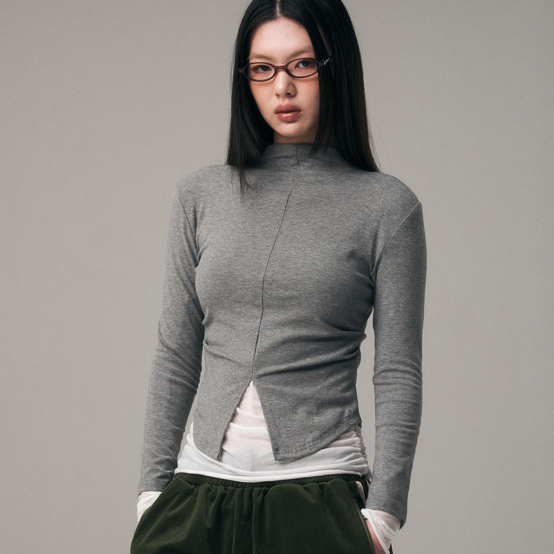 Cut Out Half Turtleneck T-shirt - 2color