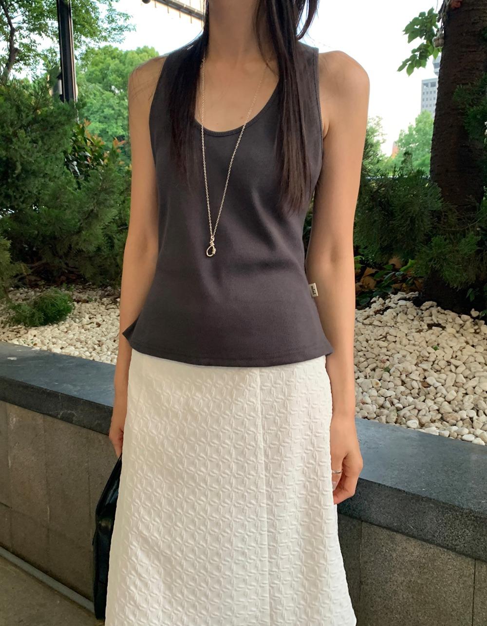 허니 라인 sleeveless
