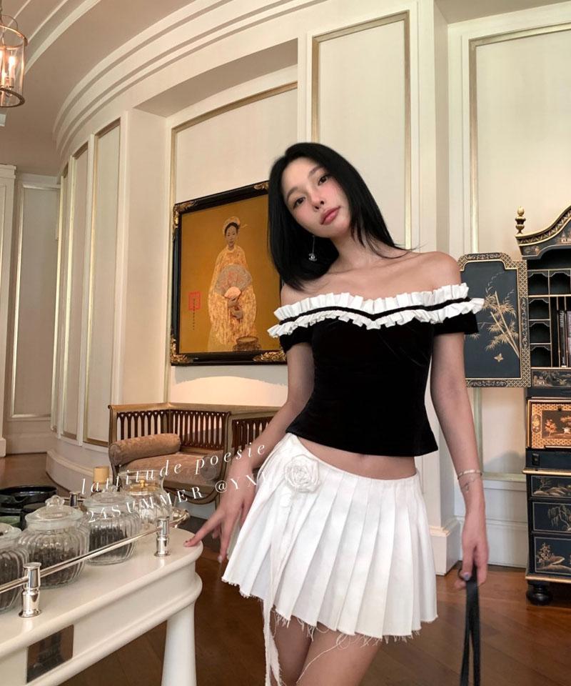 벨벳 프릴 오프숄더 크롭탑