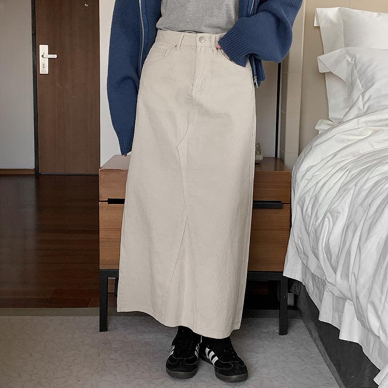 로렌하이 [겨울스커트❄️/데일리룩/하체구원핏]레비 코듀로이 세미 A라인 롱 스커트 - 3 color