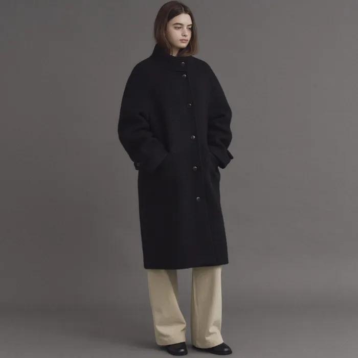 캐롤 부클 롱 코트_Black