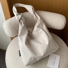 말랑젤리 매듭 스퀘어 크로스백