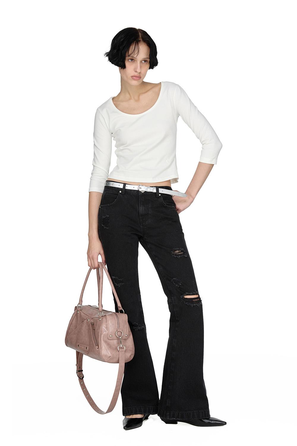 Three-Quarter Scoop Neck Sleeve Top, WHITE