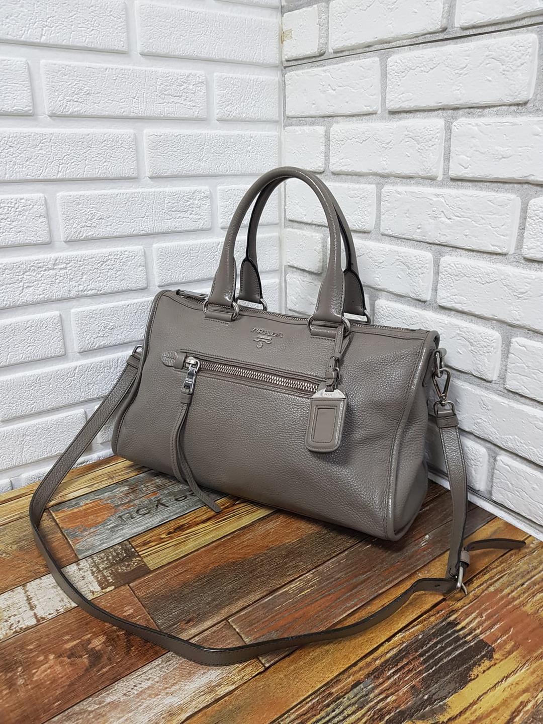 [정품] 프라다 은장로고 비텔로 모터백 | 후루츠패밀리