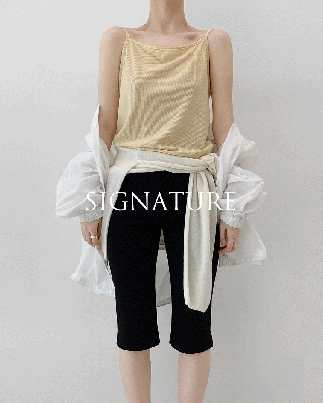 Signature useful sleeveless