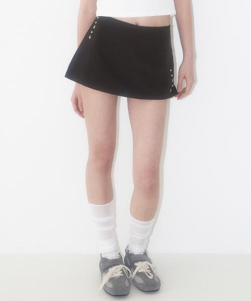 스터드 로우 미니 스커트 블랙