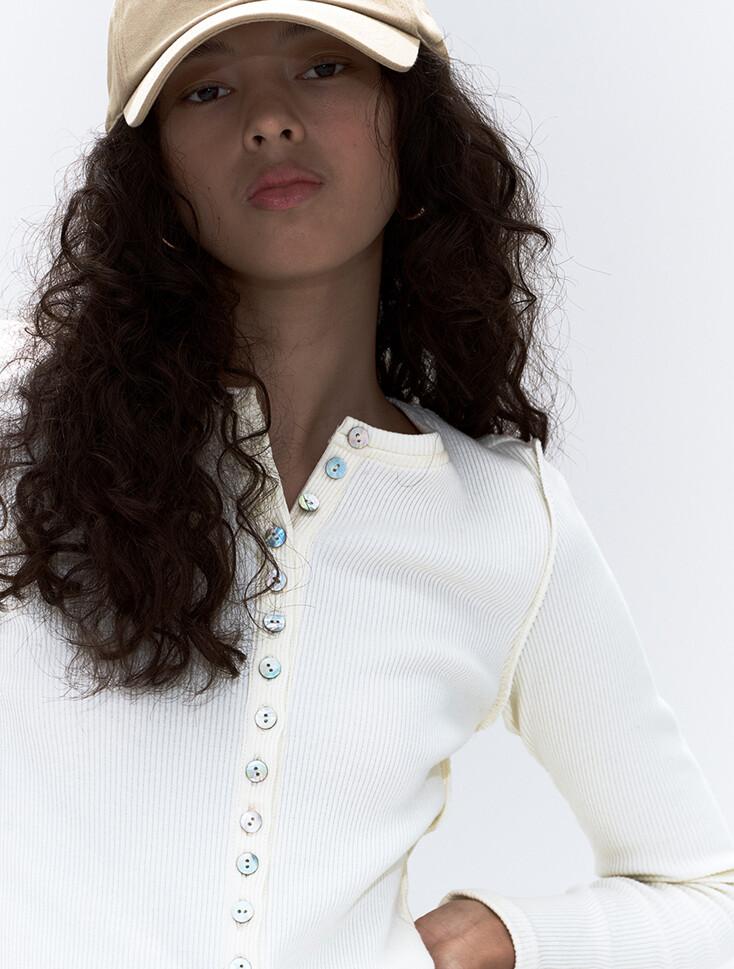 Ribbed Button-Detail Tee Ivory