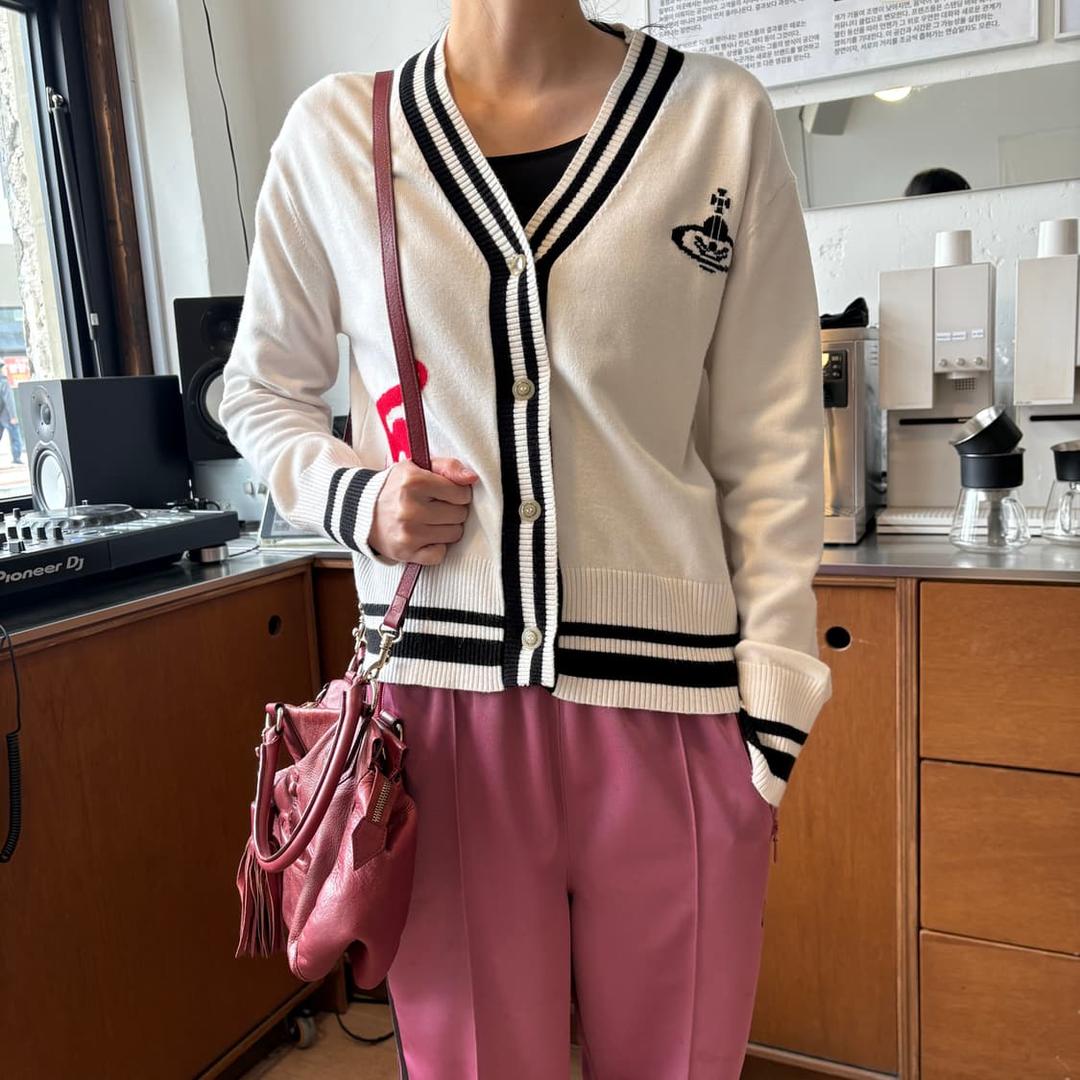 비비안웨스트우드 실크 블랜드 멀티 패치 가디건 | 후루츠패밀리