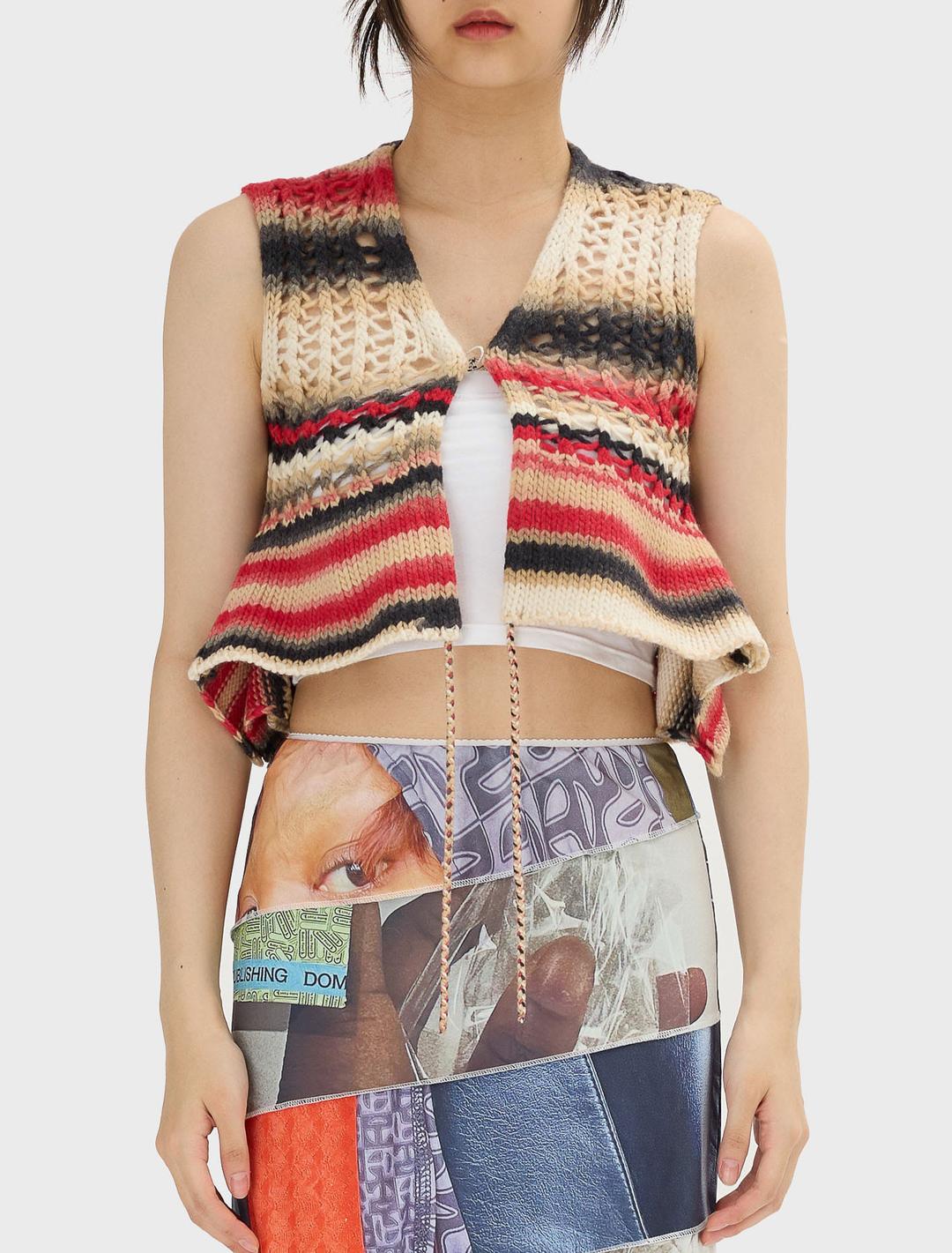 퍼버즈 페이스 핸드 니트 슬리브리스 탑 레드 - empty