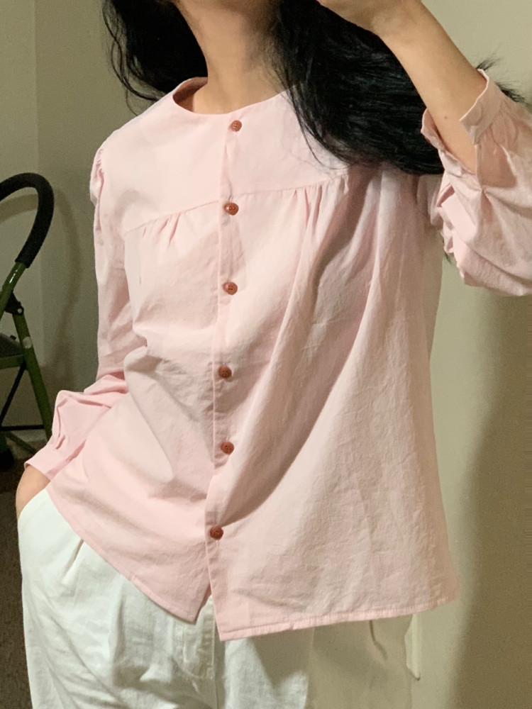 딸기우유 블라우스