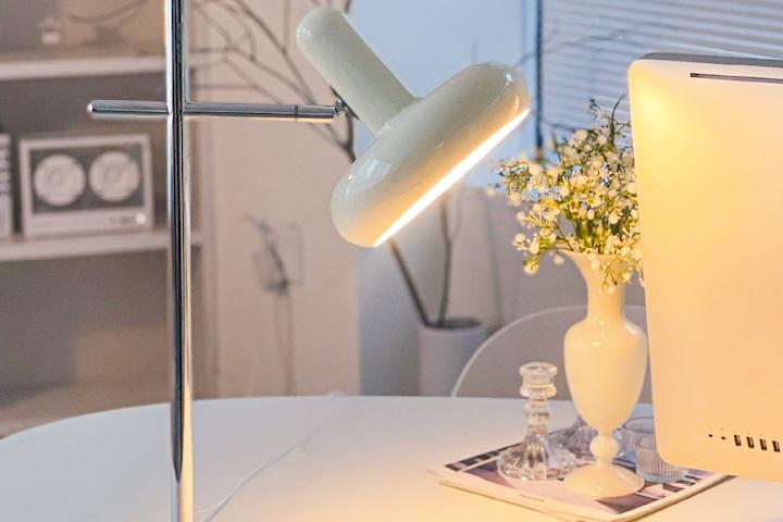 글로우 단스탠드 모던 미드센츄리 LED 무드등 침실 카페 인테리어 조명(3색/9단 밝기)