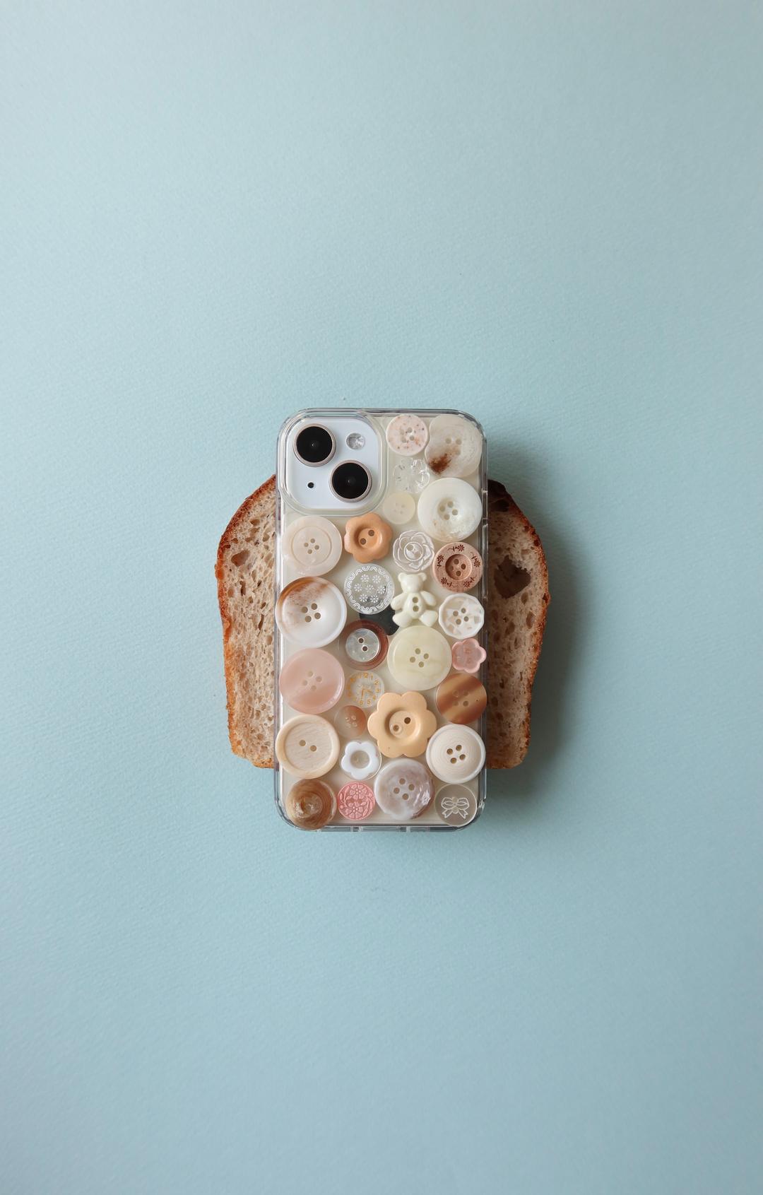 Breadpudding Button case