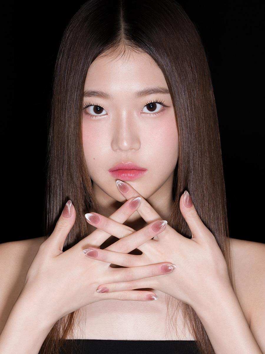 샴페인 블러쉬 네일(아몬드)
