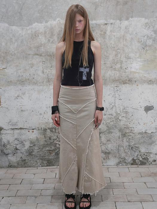 SLASH SEAM SKIRT