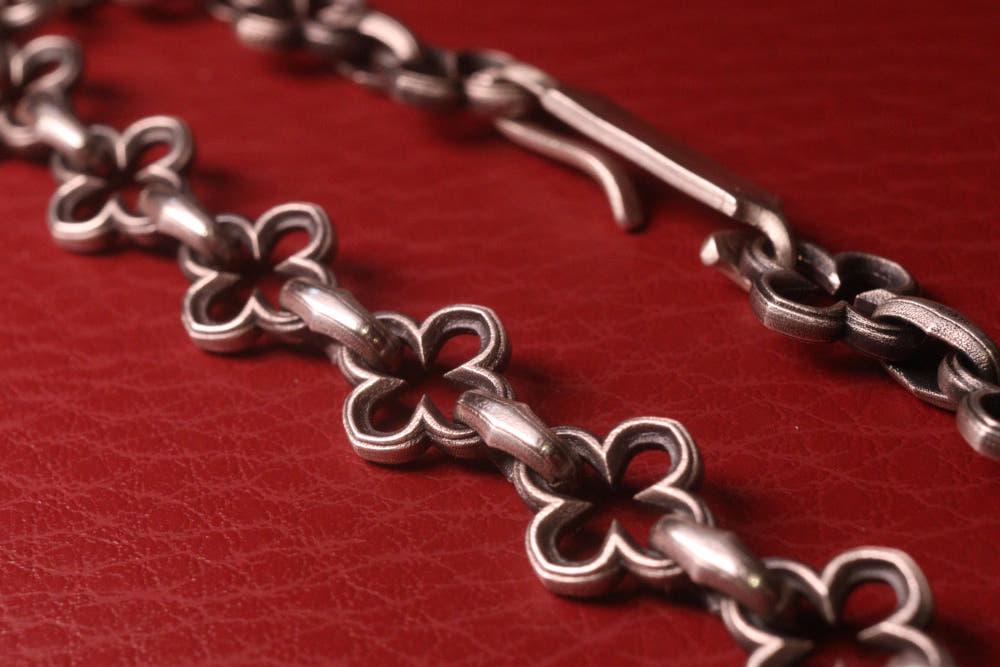 Clover chain