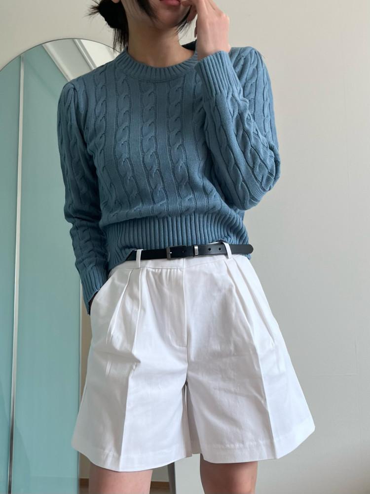 세미크롭 케이블 꽈배기 니트(소라)