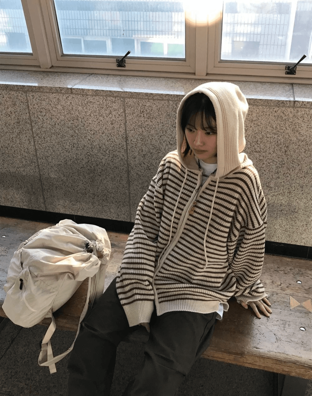 소예 [unisex]오버핏 스트라이프 단가라 워머 니트 후드집업