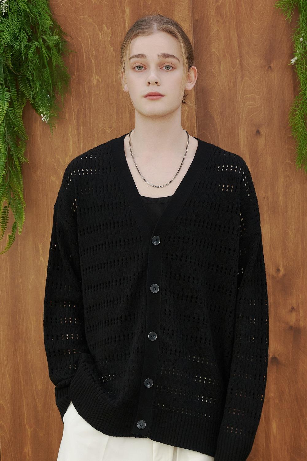 펀칭 포인트 니트 가디건_블랙
