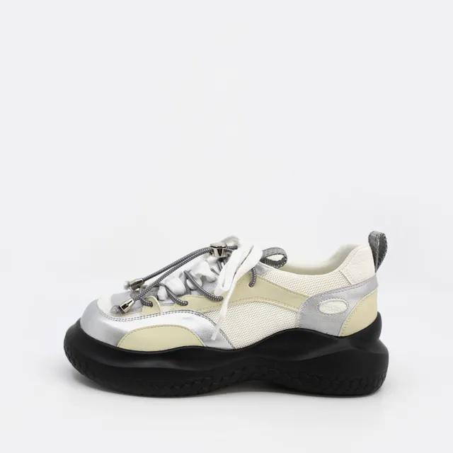 WHITE LOVE SNEAKERS