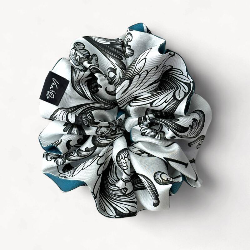 (LIMITED) Silk Scrunchie-Baroque Teal