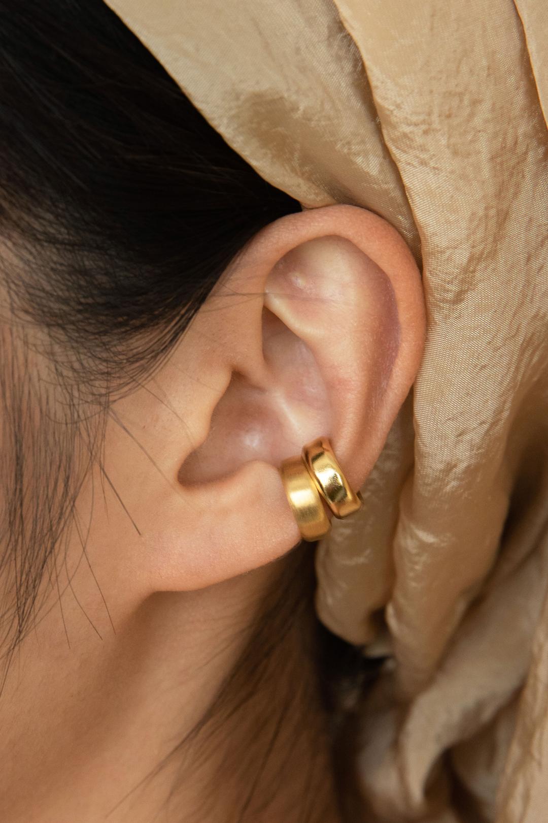 The Earth 06 earcuff